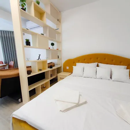 Cristalex Pool & Mamaia Nord 3* Năvodari