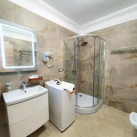 Cristalex Pool & Mamaia Nord Apartment