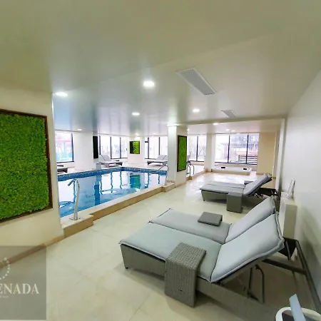 Cristalex Pool & Mamaia Nord Apartment Navodari