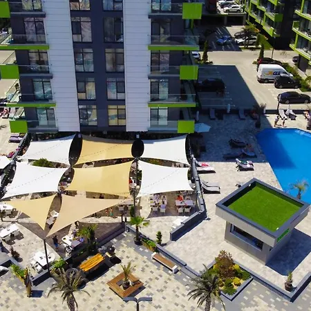 Cristalex Pool & Mamaia Nord Apartment Navodari